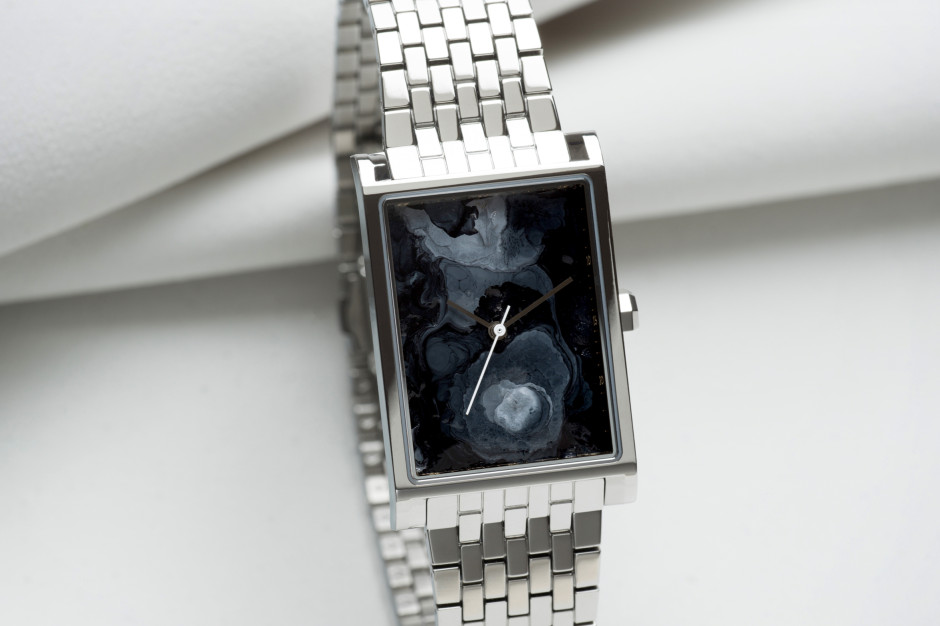 Zwitsers merkhorloge Vieren x Cosmodernism Licentie: Persmateriaal / Vieren
