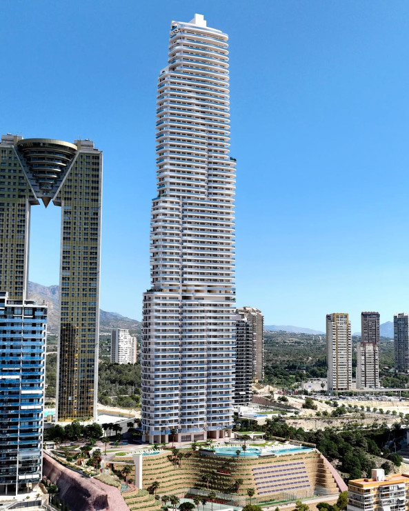 Torre TM, il più alto edificio residenziale in costruzione in Spagna. Licenza: gea.architects / Instagram