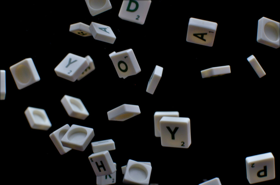La dixième édition du plébiscite du Mot Jeunesse de l'Année débute. Photo : Piotr Łaskawski / Unsplash