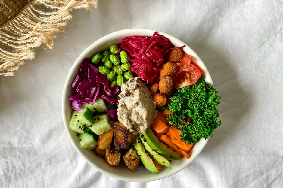 Repas sain - Bol de légumes et de noix Licence : Calvin Shelwell / Unsplash