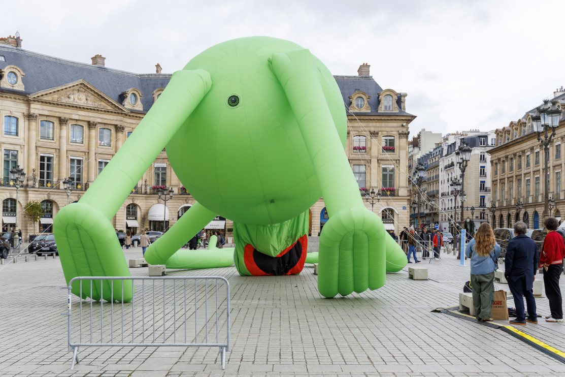 Inflatable Kermit at Place Vendome in Paris. Photo: Luc Castel / Getty Images