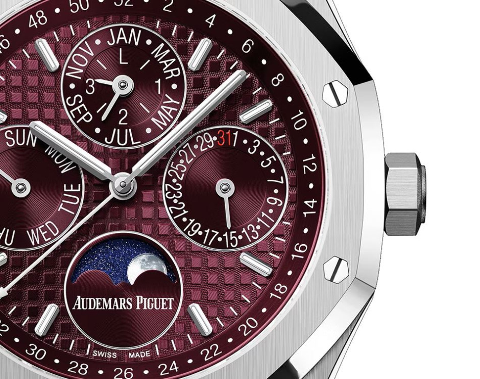 Audemars Piguet Royal Oak Perpetual Calendar ref. 26574BC.OO.1220BC.01 / press materials