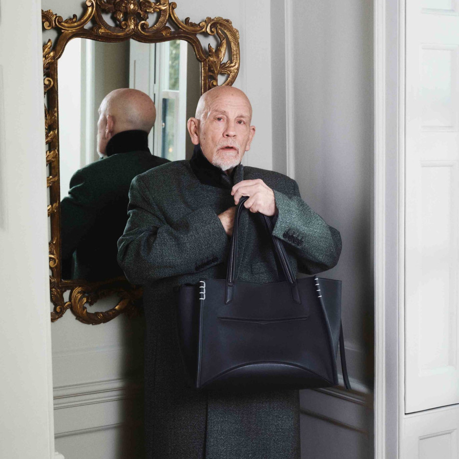 Loafer Bag and John Malkovich in the campaign of the luxury fashion house, JW Anderson, License: Press Kit / JW Anderson