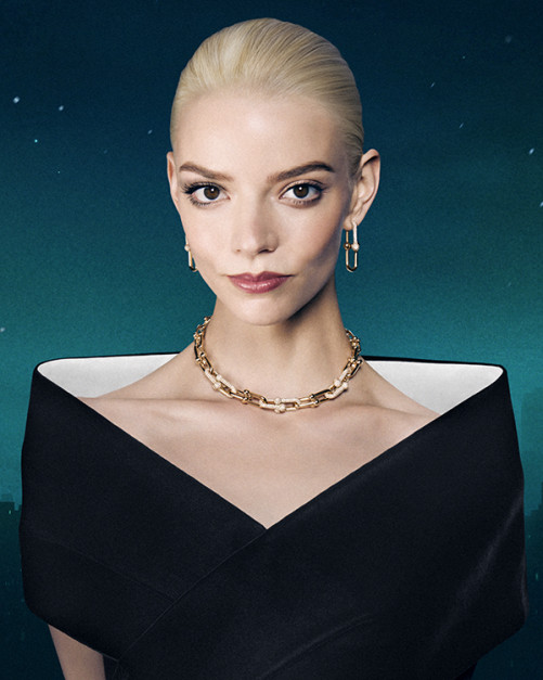Anya Taylor-Joy protagoniza la campaña navideña 2025 de Tiffany & Co. Licencia: Kit de prensa / Tiffany&Co.