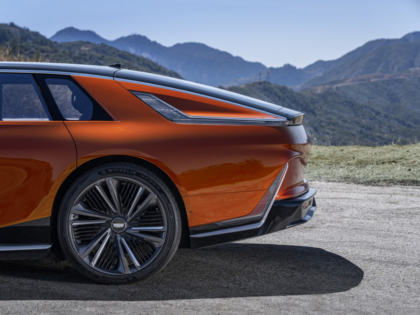 Cadillac CELESTIQ Photo: Press materials / Cadillac / https://pressroom.cadillac.com/gmbx/us/en/cadillac/pressroom/images.detail.html/content/Pages/galleries/us/en/vehicles/cadillac/Other/2022/celestiq.html