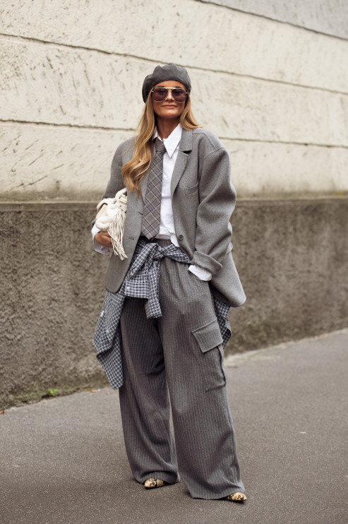 Beret and suit - a fashionable look for fall 2025. Photo: Raimonda Kulikauskiene / Getty Images