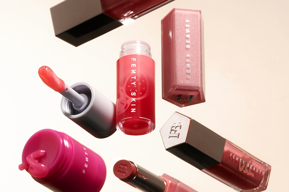 Fenty Beauty kozmetikleri, marka reklam kampanyası Lisans: Fenty Beauty / Facebook