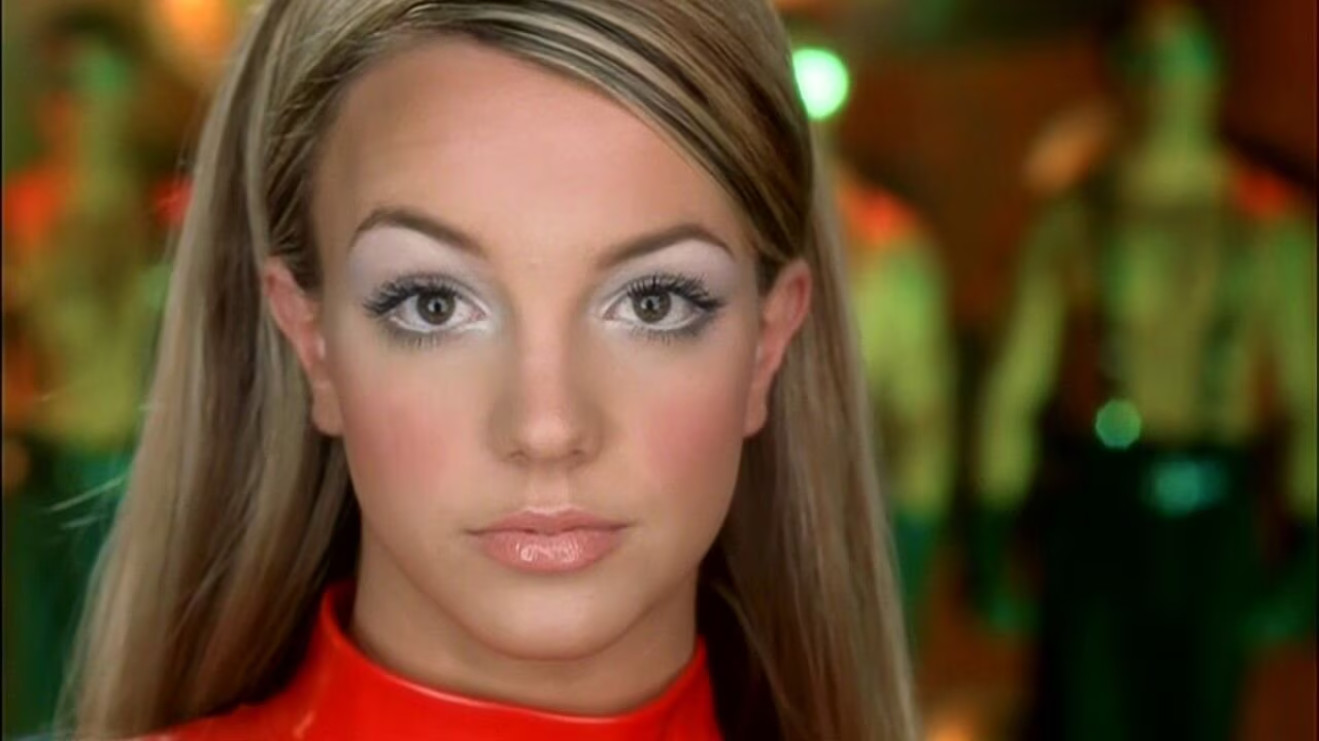 Britney Spears in the music video for Oops, I did it again License: Press materials / Britney Spears