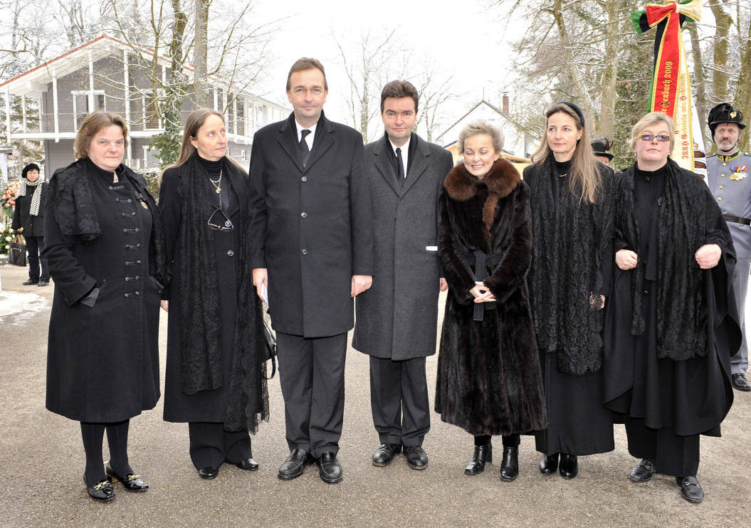 Membros contemporâneos da família Habsburgo. Foto: A2748/_Ursula Düren / PAP